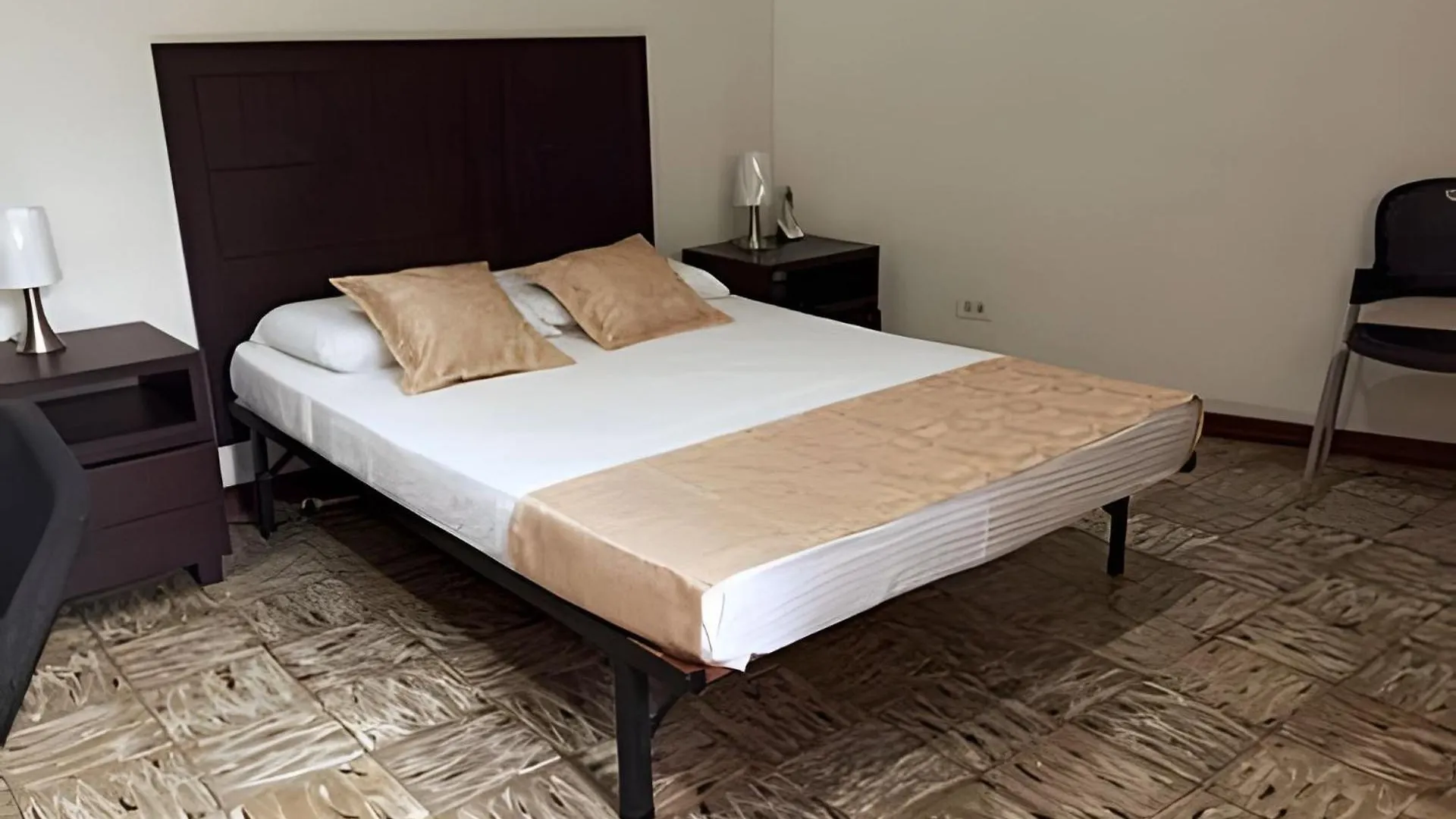 201 Apartamento Completo Rers Versalles 3 Habitaciones - Cali Tower Suites & Lofts